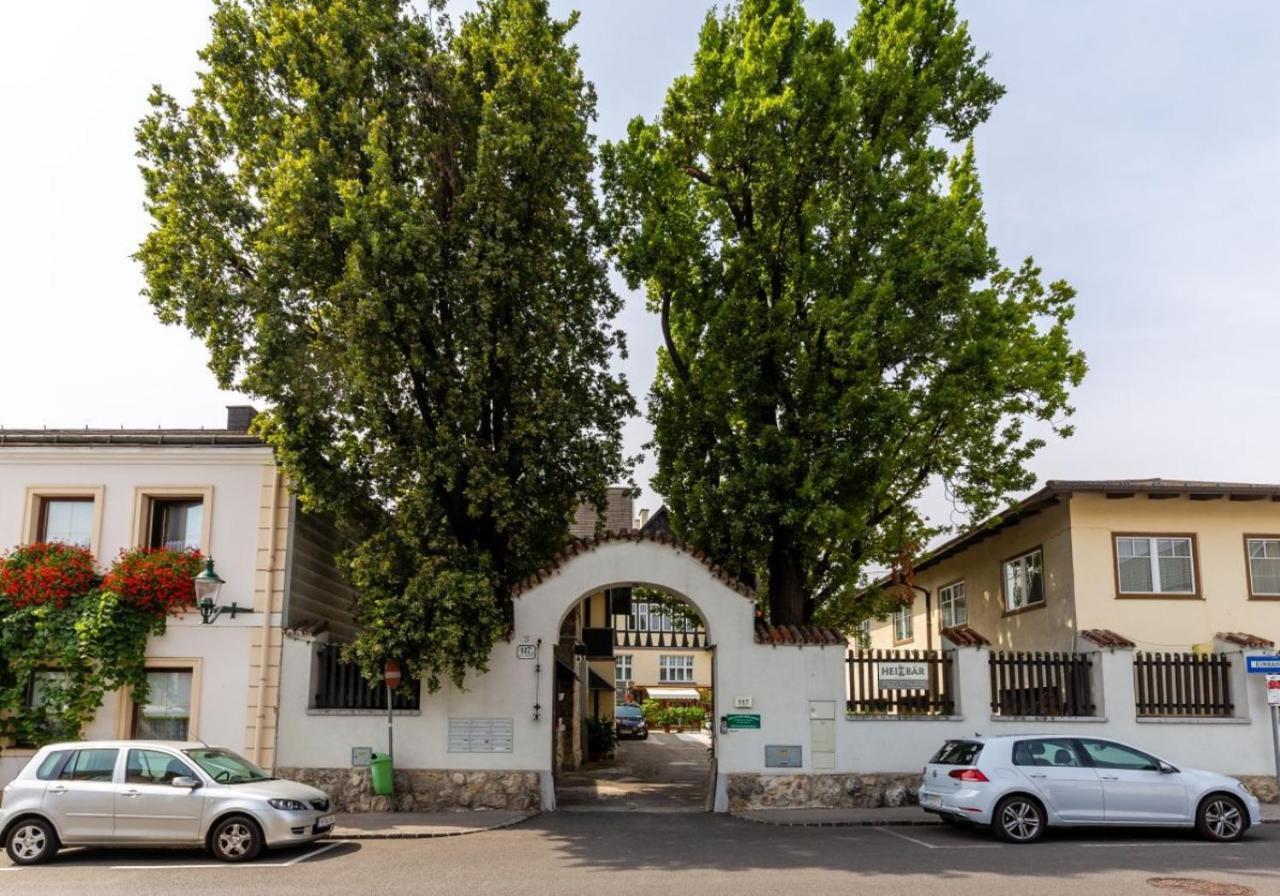 Haus Zu Den Zwei Eichen Homestay