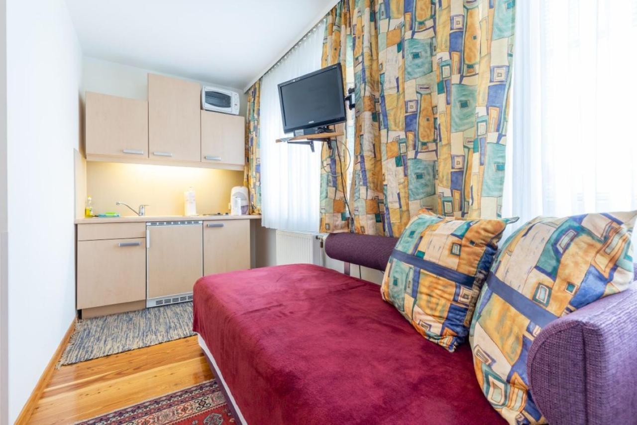 Homestay Haus Zu Den Zwei Eichen Perchtoldsdorf