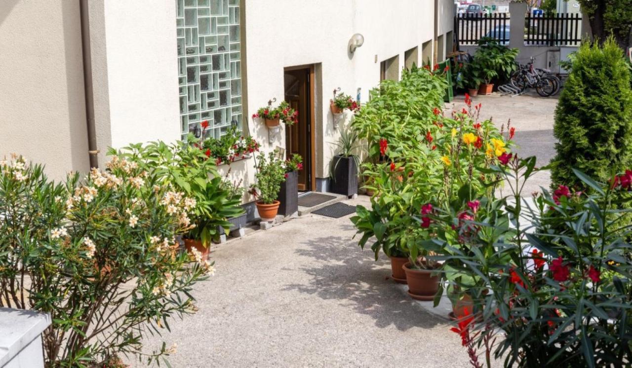 Homestay Haus Zu Den Zwei Eichen *