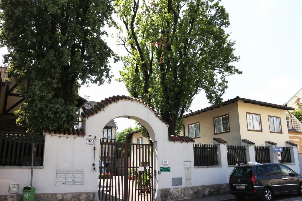 Haus Zu Den Zwei Eichen Homestay Perchtoldsdorf